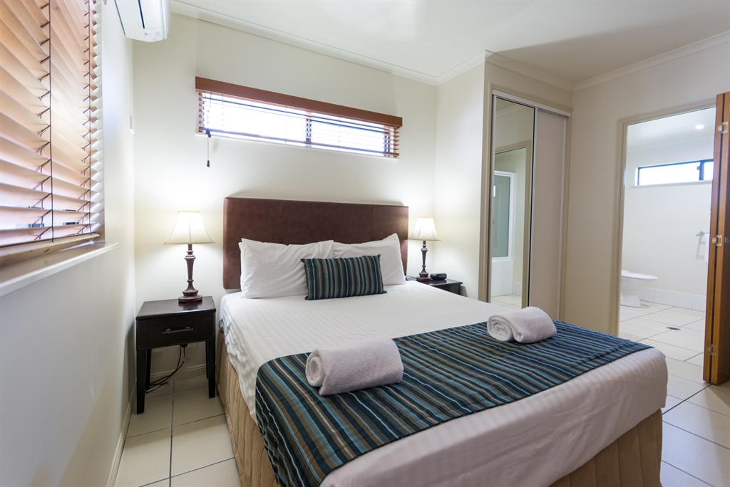 Southern Cross Atrium Apartments Booking Form