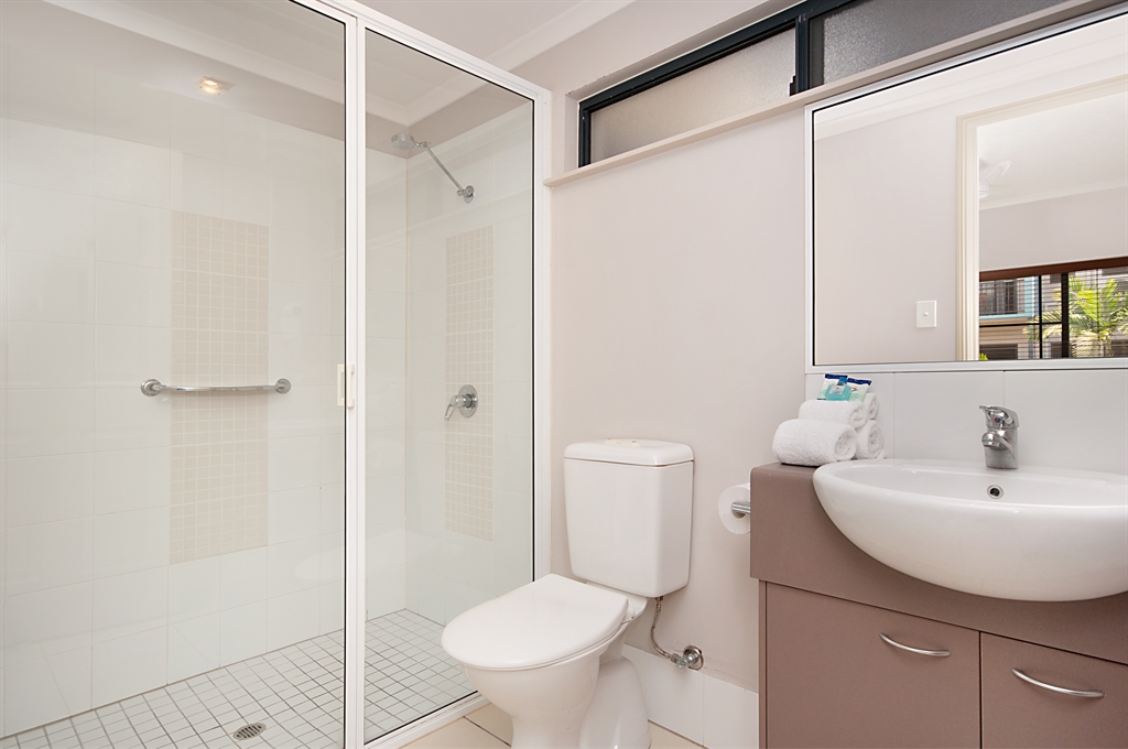 Southern Cross Atrium Apartments Booking Form