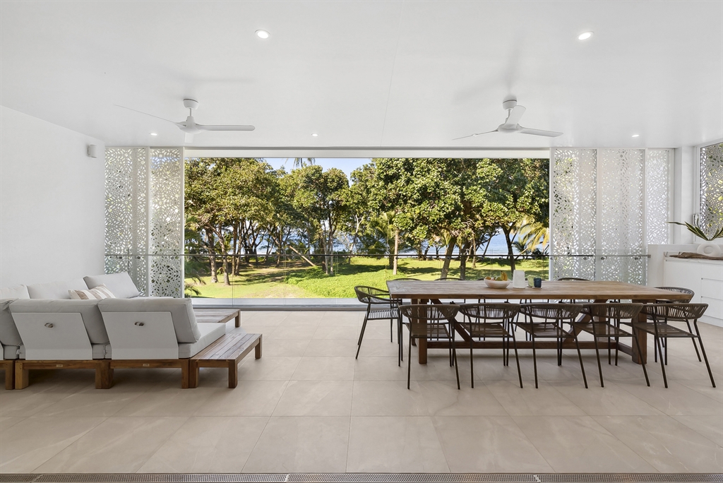 Ocean Oasis Booking Form