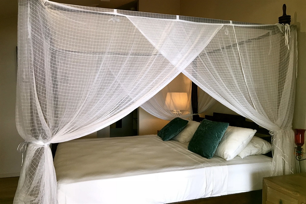 The Artist House Booking Form